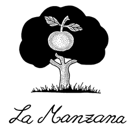 LA MANZANA logo