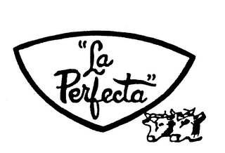 "LA PERFECTA" logo