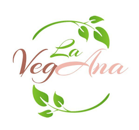 LA VEGANA logo
