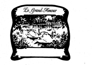 LE GRAND AMOUR