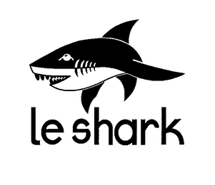 LE SHARK logo