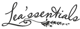 LEA'SSENTIALS logo