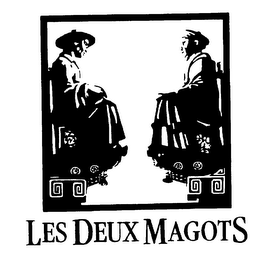 LES DEUX MAGOTS logo