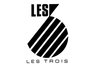 LES TROIS logo