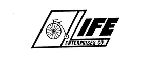LIFE ENTERPRISES CO. logo