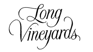 LONG VINEYARDS logo