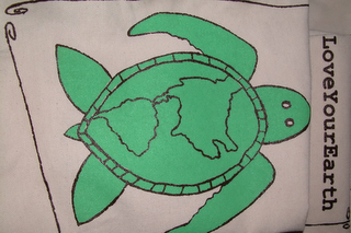 LOVE YOUR EARTH logo