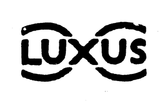 LUXUS logo