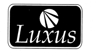 LUXUS logo