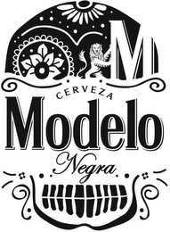 M CERVEZA MODELO NEGRA logo