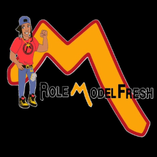 M M ROLE MODEL FRESH logo