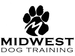 M MIDWEST DOG TRAINING logo