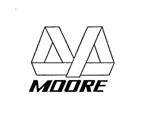 M MOORE logo