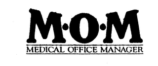 M O M MEDICAL OFFICE MANAGER logo