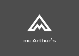 MC ARTHUR'S logo
