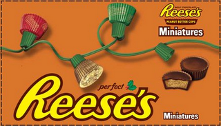 MILK CHOCOLATE REESE'S PEANUT BUTTER CUPS MINIATURES PERFECT REESE'S MINIATURES logo