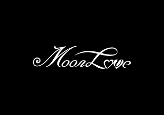 MOONLOVE logo