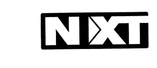 N XT logo