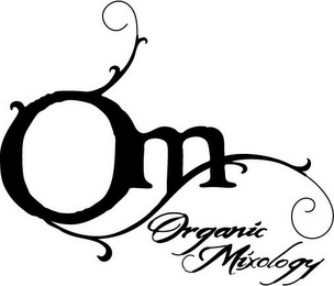 OM ORGANIC MIXOLOGY logo