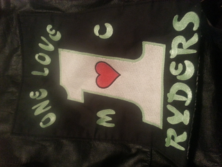 ONE LOVE 1 RYDERS MC logo