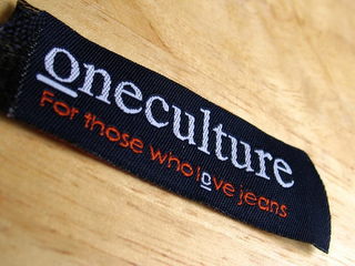 ONECULTURE FOR THOSE WHO LOVE JEANS logo