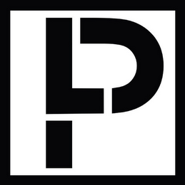 P L logo