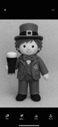 PADDY WITH A PINT logo