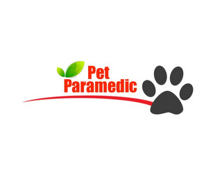 PET PARAMEDIC logo