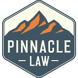 PINNACLE -LAW- logo