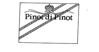 PINOT DI PINOT logo