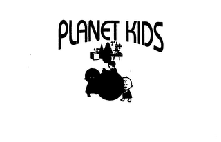 PLANET KIDS logo