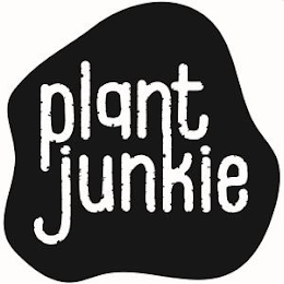 PLANT JUNKIE logo