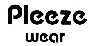 PLEEZE WEAR logo