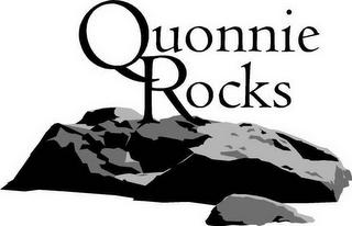 QUONNIE ROCKS logo