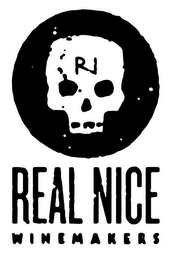 R N REAL NICE WINEMAKERS logo