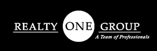 REALTY ONE GROUP A TEAM OF PROFESSIONALS logo