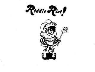 RIDDLE RIOT! logo