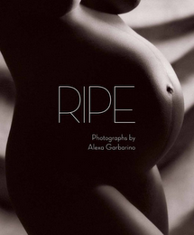 RIPE PHOTOGRAPHS BY ALEXA GARBARINO logo