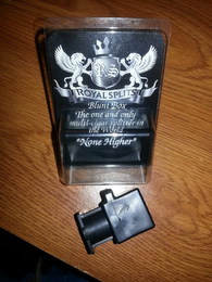 ROYAL SPLITS BLUNT BOX THE ONE AND ONLY MULTI-CIGAR SPLITTER IN THE WORLD "NONE HIGHER" logo