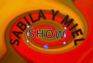 SABILA Y MIEL SHOW logo