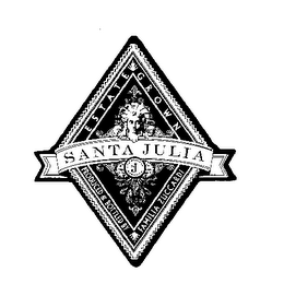 SANTA JULIA ESTATE CROWN PRODUCED & BOTTLED BY FAMILIA ZUCCARDI logo
