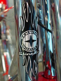 SCHWINN QUALITY STING RAY logo