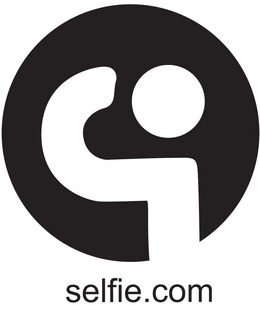SELFIE.COM logo