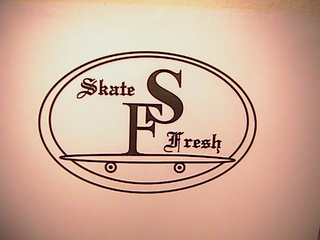 SF SKATE FRESH logo
