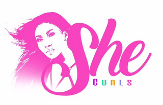 SHE CURLS logo