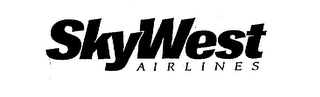 SKYWEST AIRLINES logo