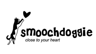 SMOOCHDOGGIE CLOSE TO YOUR HEART logo