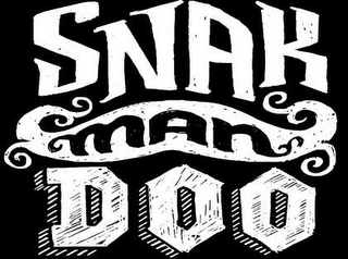 SNAK MAN DOO logo