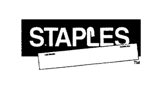 STAPLES logo