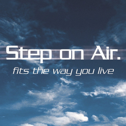 STEP ON AIR. FITS THE WAY YOU LIVE logo